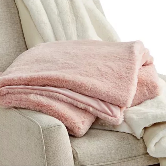 🧡 Martha Stewart Collection Faux-Fur Reversible 50